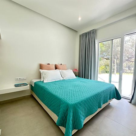 Splash Suites With Private Pools Нікіана Екстер'єр фото