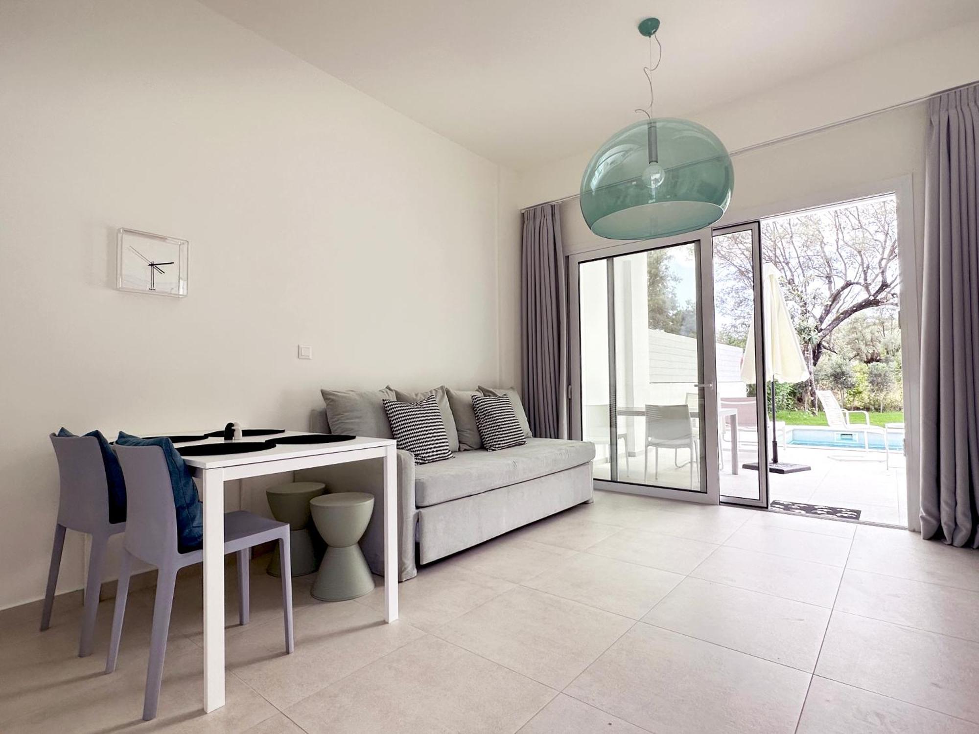 Splash Suites With Private Pools Нікіана Екстер'єр фото